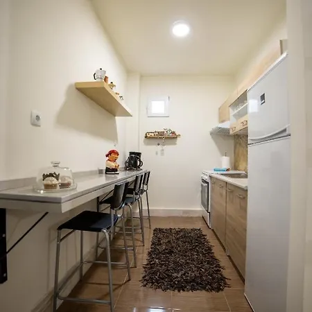 Maison D' Alice 1 Apartment *