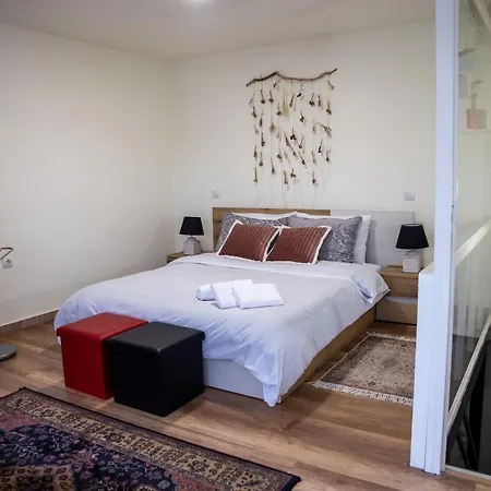 Maison D' Alice 1 Apartament