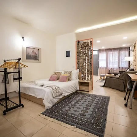 Maison D' Alice 1 Apartment *